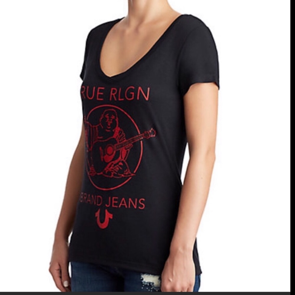 The women’s crystal embellished logo tee